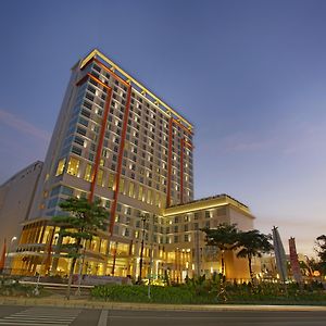 Harris Hotel & Conventions Bekasi